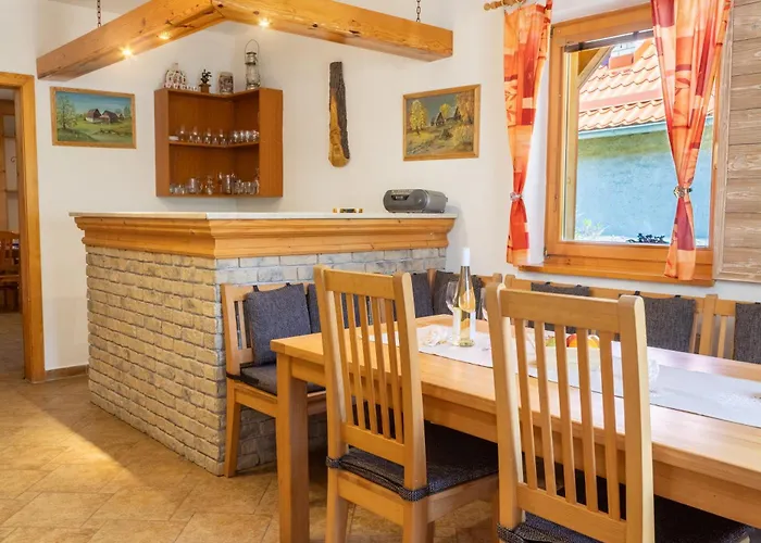 Hébergement de vacances Andrejkin Dom *